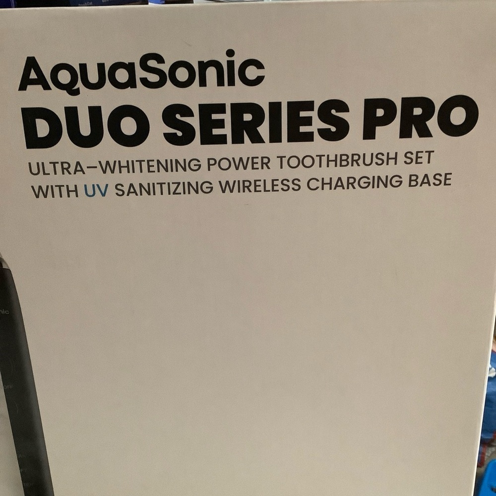 Aquasonic Duo Series Pro Ultra Whitening Power Toothbrush Set New / Sealed Box​​ - Picture 3 of 3